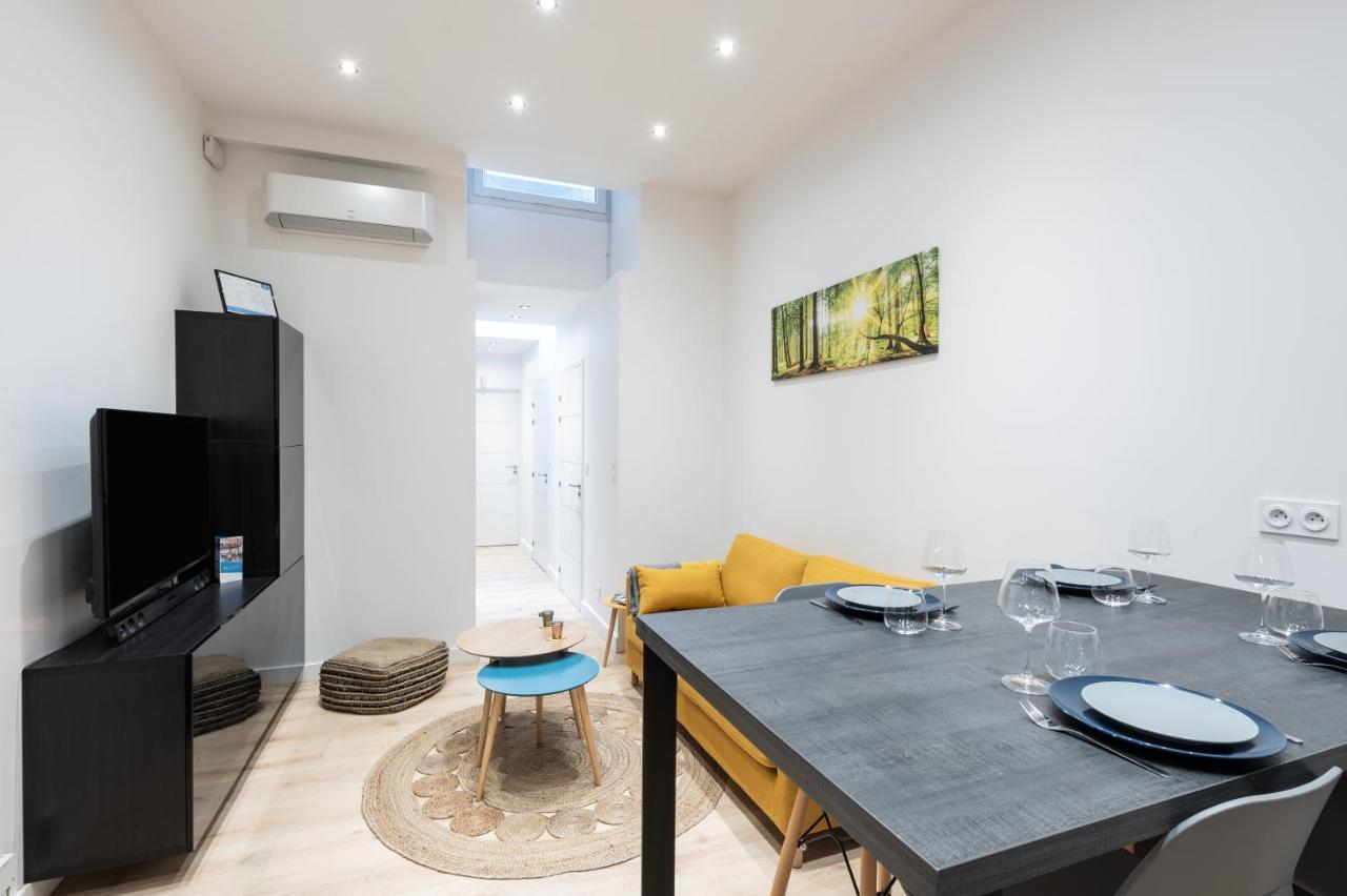 Le Notre Dame - Petit Cocon Dans Lyon 6Eme Apartment Bagian luar foto