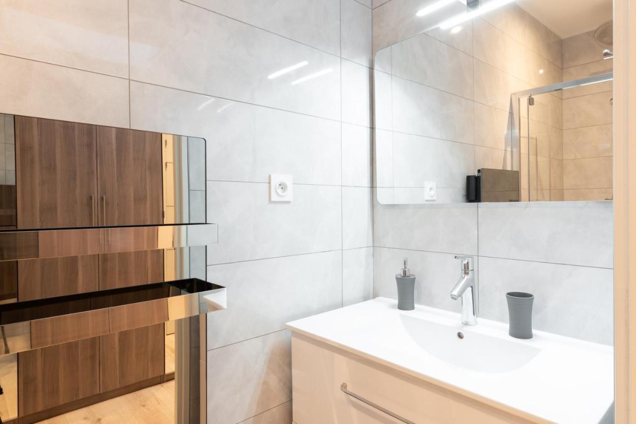 Le Notre Dame - Petit Cocon Dans Lyon 6Eme Apartment Bagian luar foto